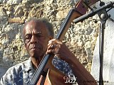 Cecil McBee, juillet 2011.