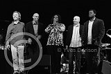 Peter Sprague, Darryl Hall, Dianne Reeves, Peter Martin & Greg Hutchinson