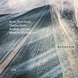 ARVE HENRIKSEN - TRYGVE SEIM - ANDERS JORMIN - MARKKU OUNASKARI . Arcanum, label ECM, Allemagne, 2025