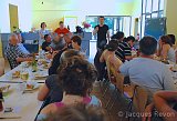 Les bénévoles du festival Jazz à Couches écoutent Franck Tortiller !